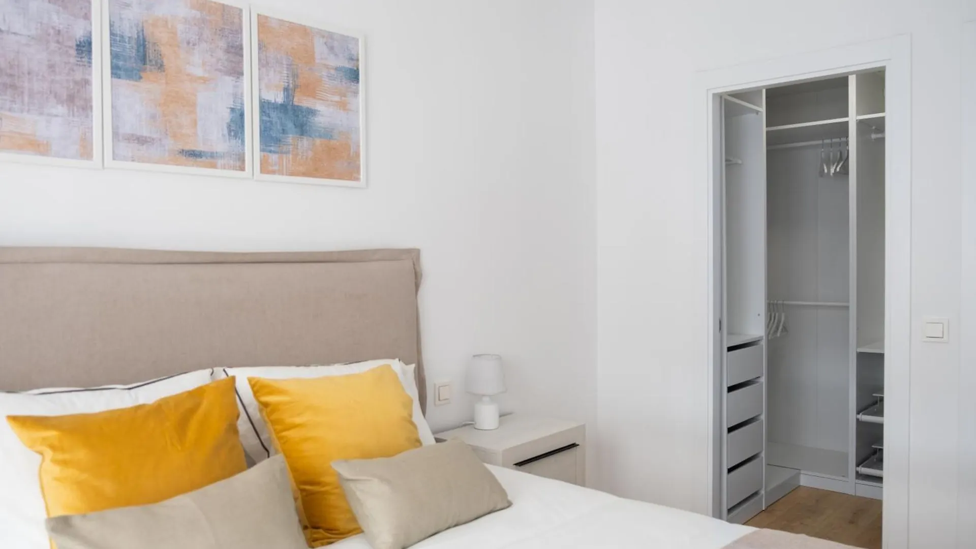 Urban Sky Apartment Málaga Espanha
